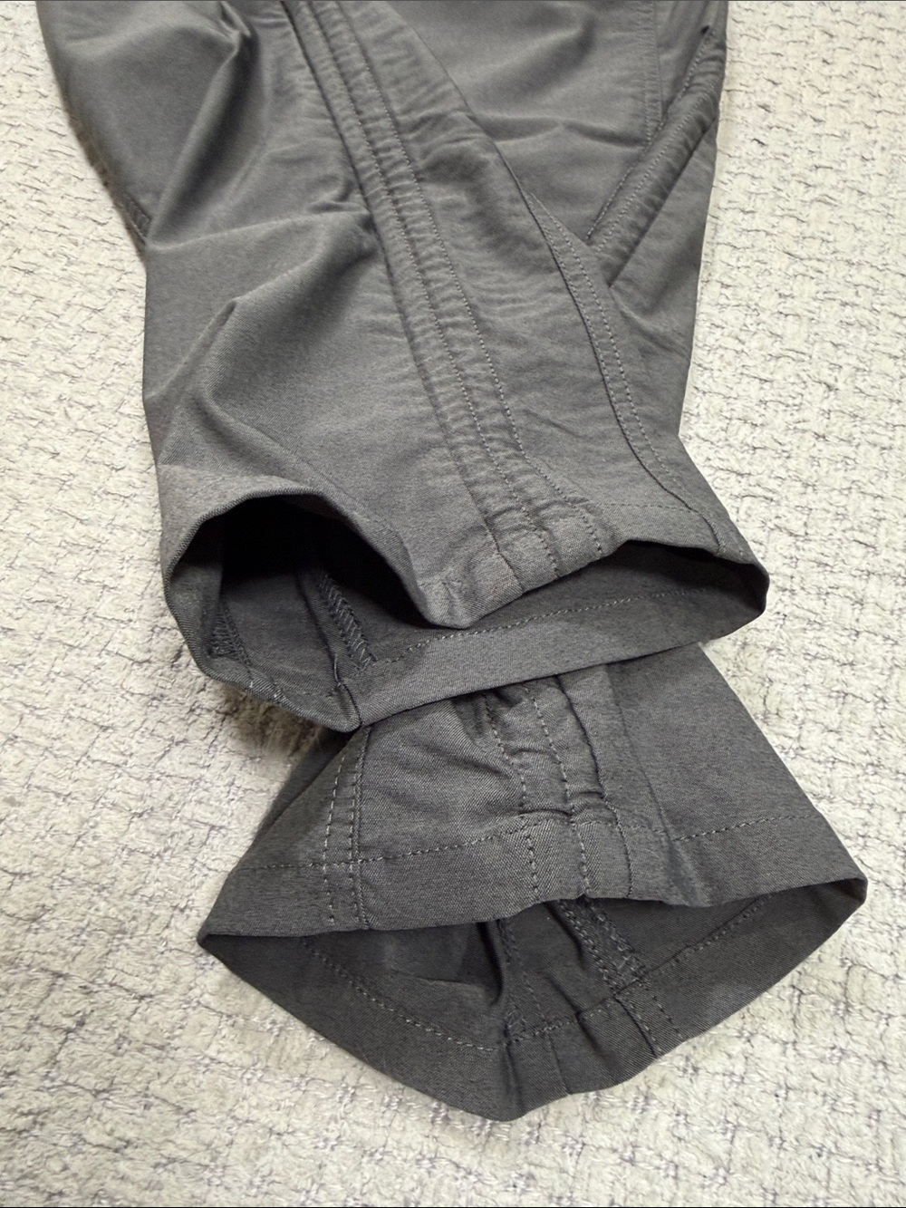 Kuhl Trekr Hiking Pants Women's Charcoal Cargo Cinch Up Legs Size 6 Long - Picture 8 of 16